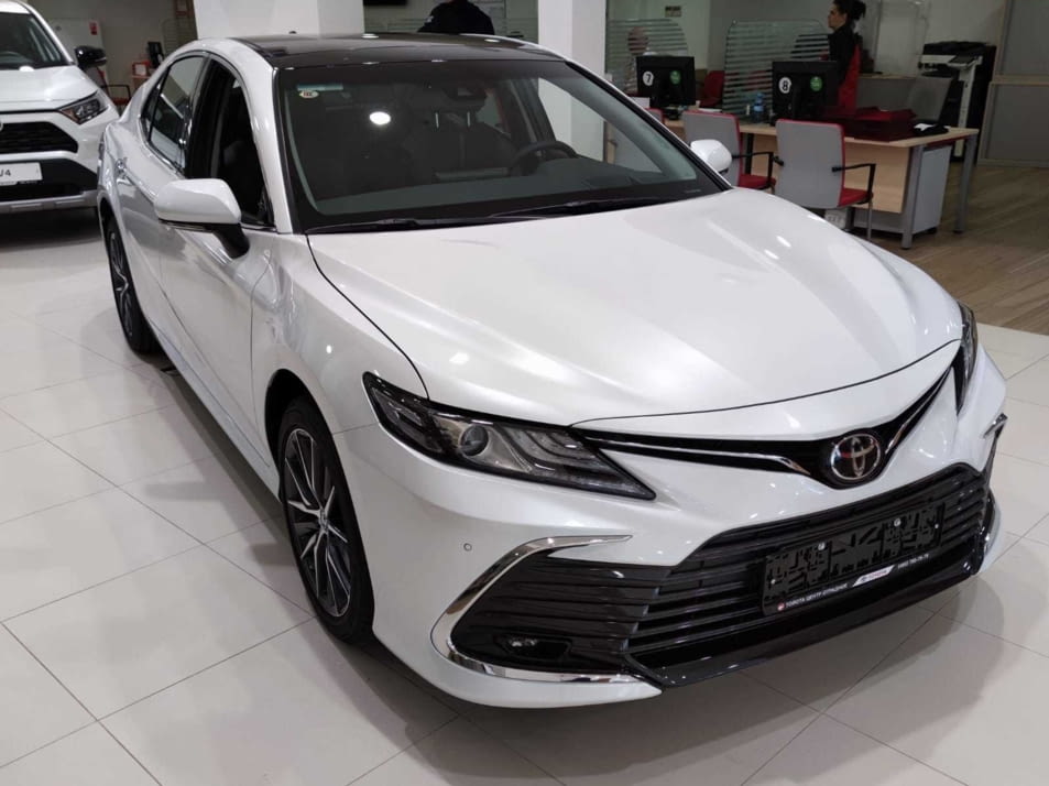 Автомобиль с пробегом Toyota Camry в городе Москва ДЦ - Тойота Центр Отрадное