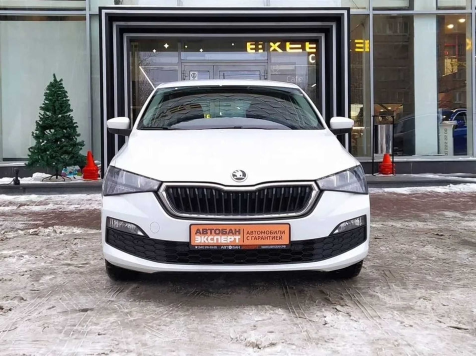 Автомобиль с пробегом ŠKODA Rapid в городе Екатеринбург ДЦ - Автобан-Эксперт на Селькоровской, 23