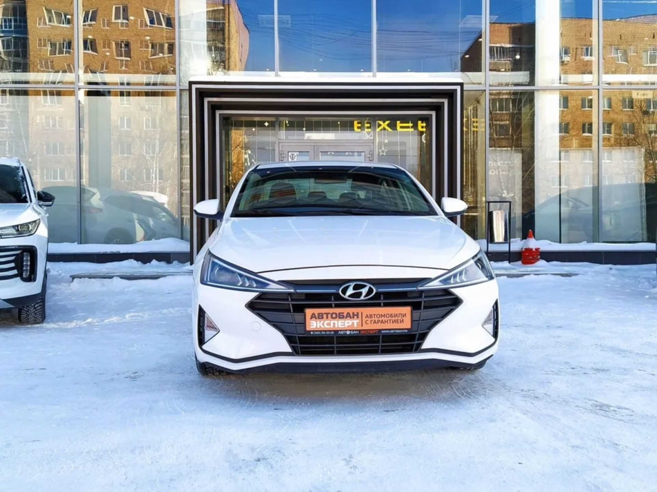 Автомобиль с пробегом Hyundai Elantra в городе Екатеринбург ДЦ - Автобан-Эксперт на Селькоровской, 23