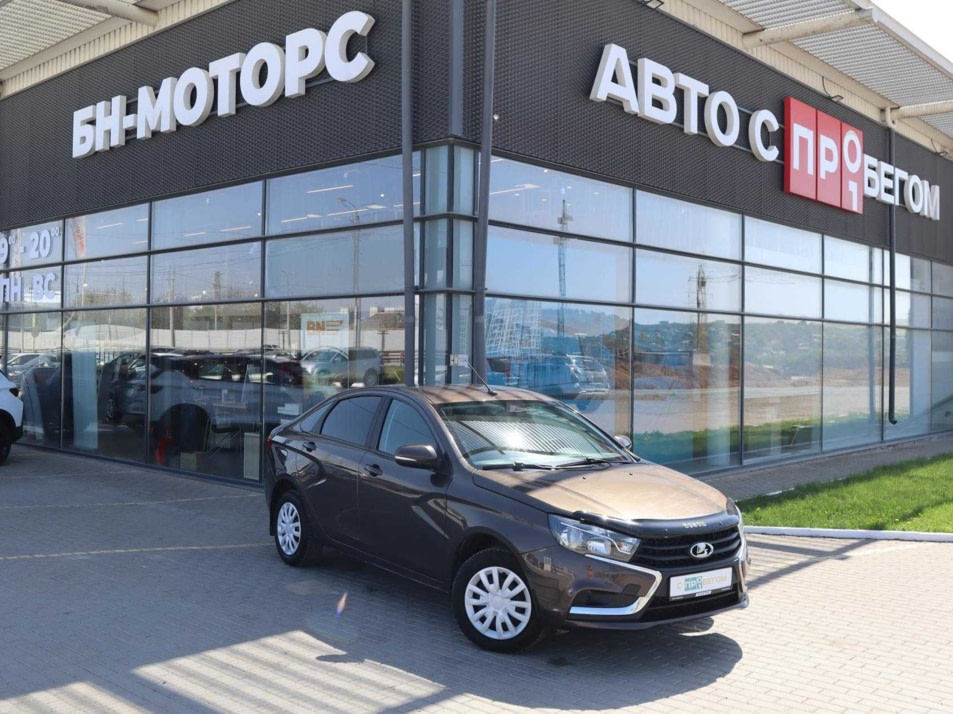 Автомобиль с пробегом LADA Vesta в городе Симферополь ДЦ - Симферополь