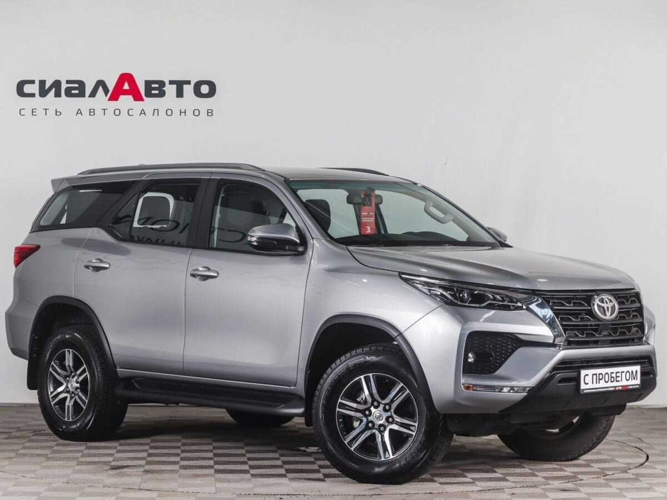 Автомобиль с пробегом Toyota Fortuner в городе Красноярск ДЦ - СИАЛАВТО Expert