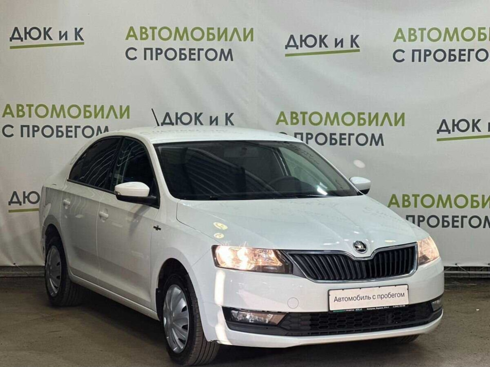 Автомобиль с пробегом ŠKODA Rapid в городе Кемерово ДЦ - Автоцентр Дюк и К