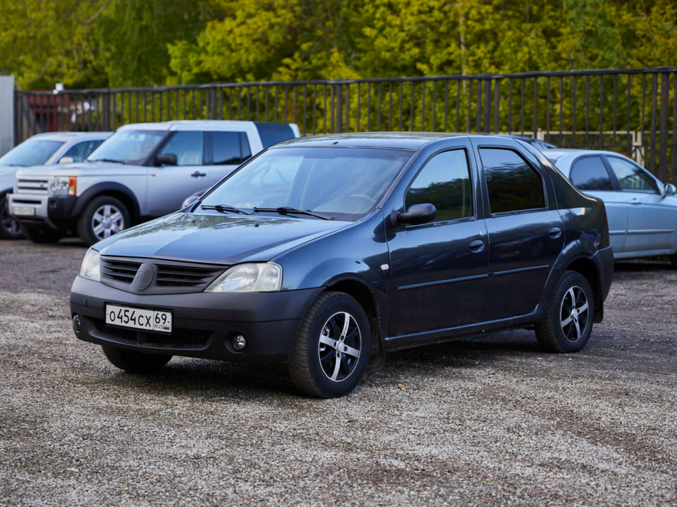 Автомобиль с пробегом Renault Logan в городе Москва ДЦ - Автосалон на Дмитровке