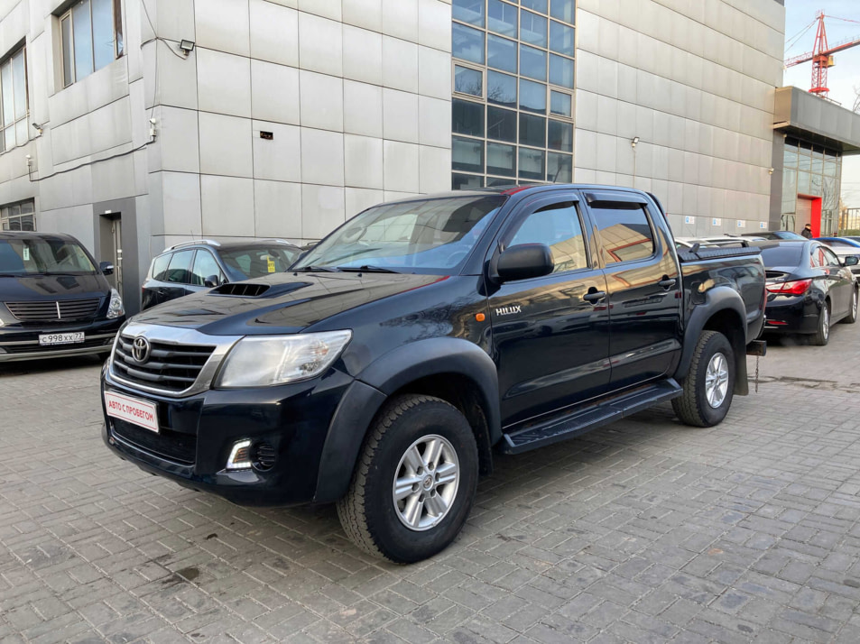 Автомобиль с пробегом Toyota Hilux в городе Москва ДЦ - Автосалон на Дмитровке