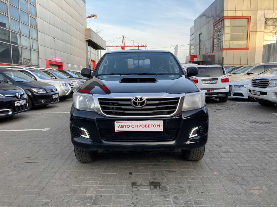 Автомобиль с пробегом Toyota Hilux в городе Москва ДЦ - Автосалон на Дмитровке