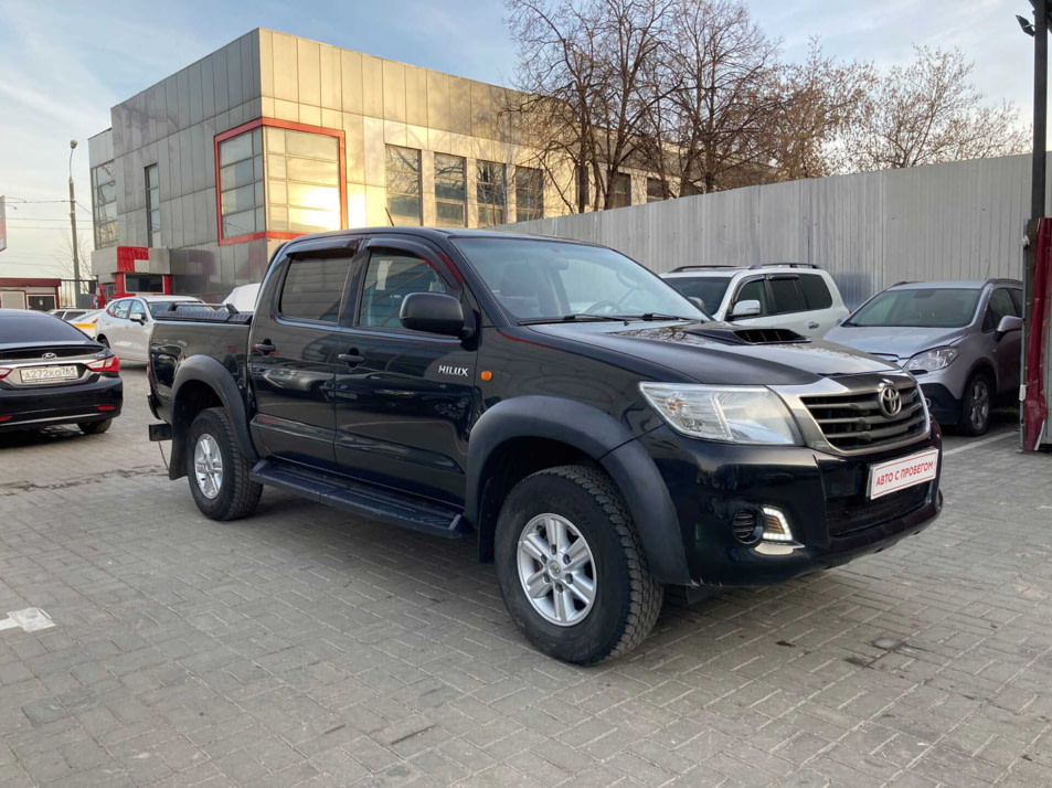 Автомобиль с пробегом Toyota Hilux в городе Москва ДЦ - Автосалон на Дмитровке