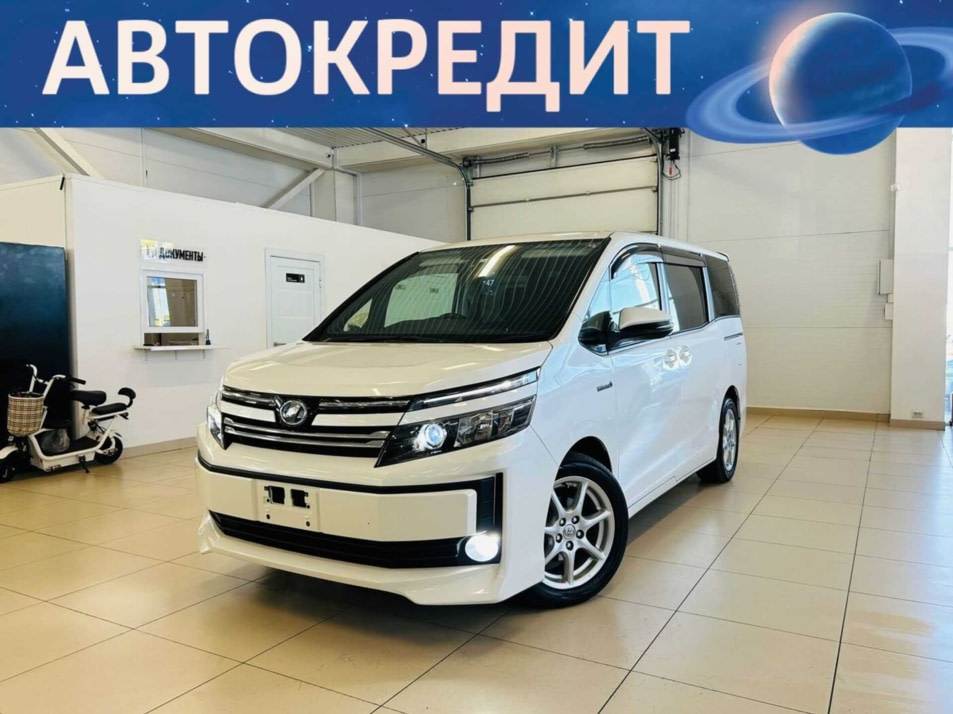 Автомобиль с пробегом Toyota Voxy в городе Абакан ДЦ - Автомобильный холдинг «Планета Авто»