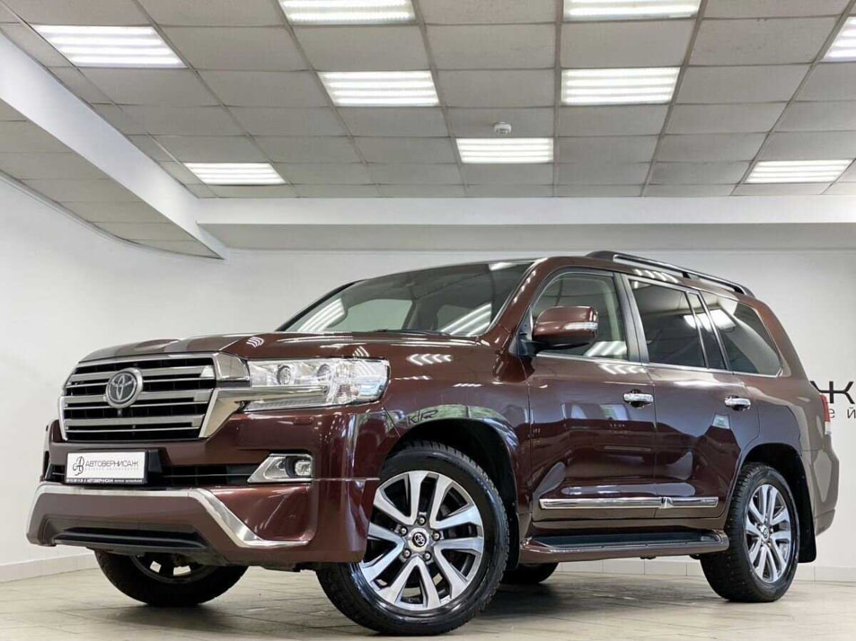 Автомобиль с пробегом Toyota Land Cruiser в городе Санкт-Петербург ДЦ - Автовернисаж