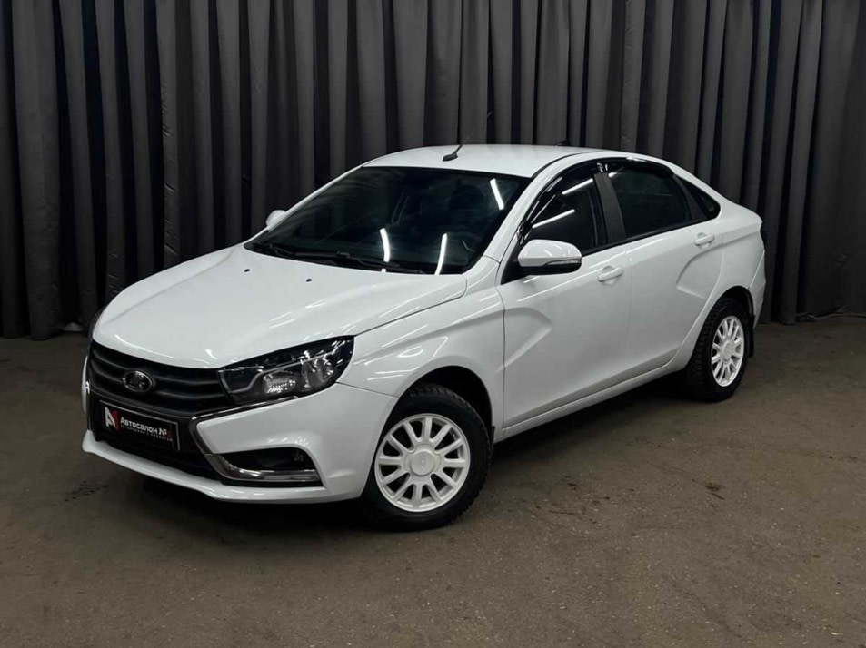 Автомобиль с пробегом LADA Vesta в городе Нижний Новгород ДЦ - Автосалон №1