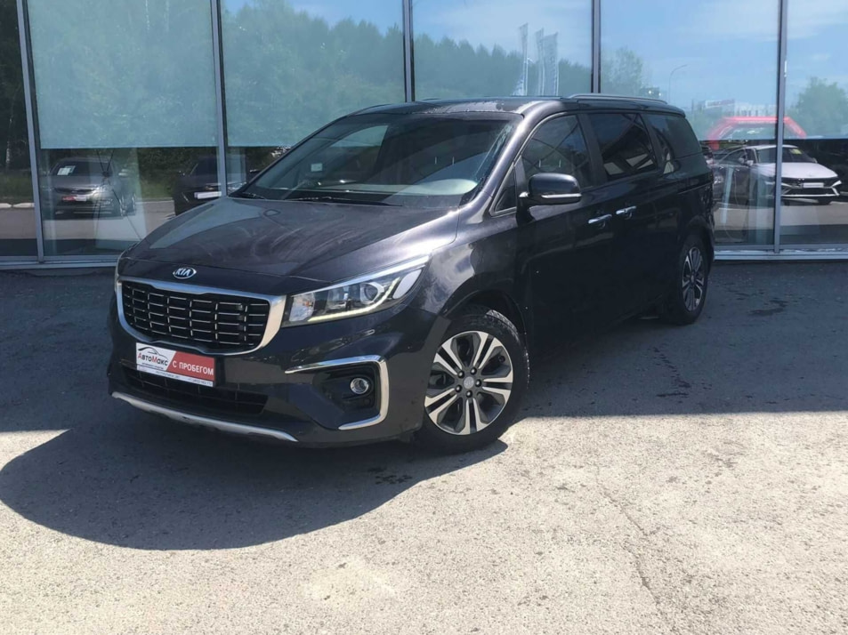 Автомобиль с пробегом Kia Carnival в городе Тюмень ДЦ - Автосалон «АвтоМакс»