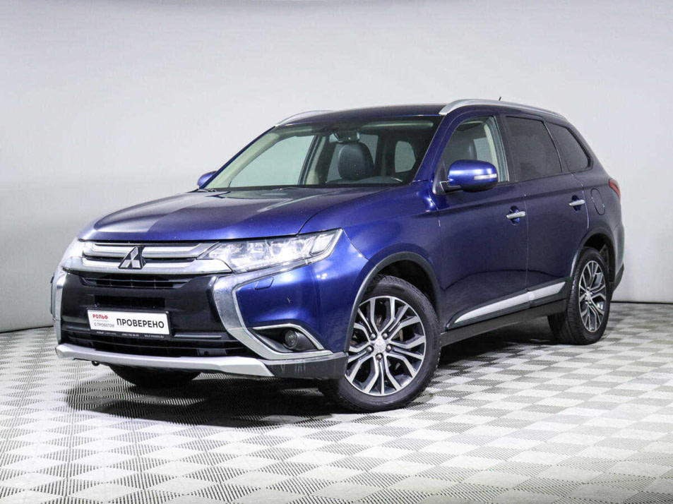 Автомобиль с пробегом Mitsubishi Outlander в городе Москва ДЦ - РОЛЬФ Северо-Запад Премиум