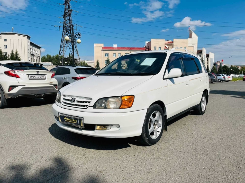 Автомобиль с пробегом Toyota Ipsum в городе Абакан ДЦ - Автосалон Абакан на Крылова