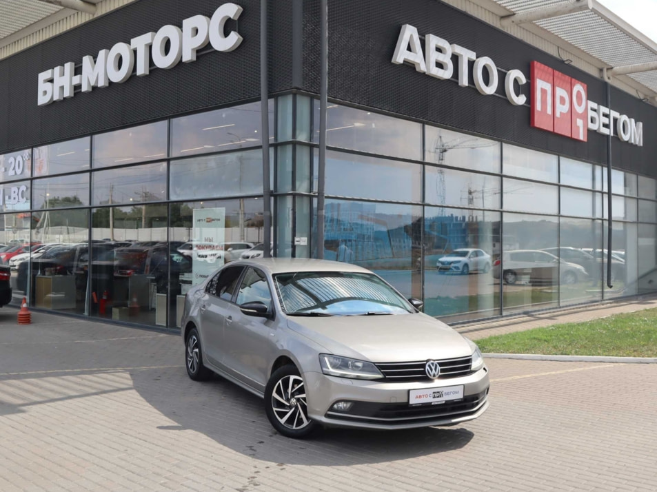 Автомобиль с пробегом Volkswagen Jetta в городе Симферополь ДЦ - Симферополь