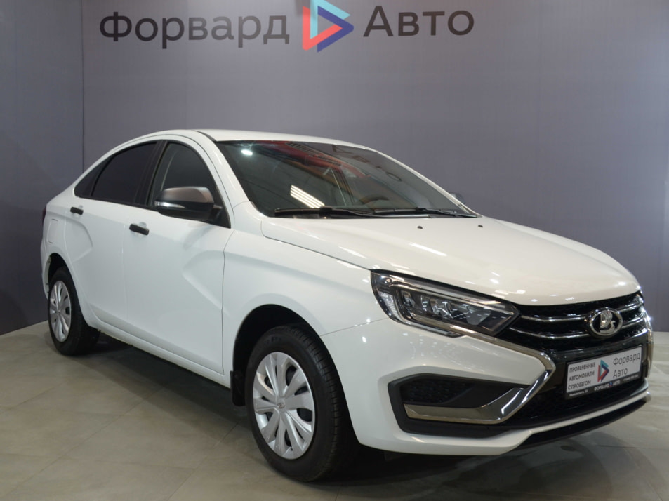 Автомобиль с пробегом LADA Vesta в городе Сургут ДЦ - Форвард-Авто Сургут