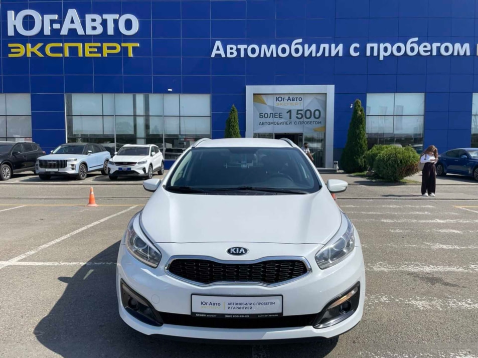 Автомобиль с пробегом Kia Ceed в городе Яблоновский ДЦ - Юг-Авто Эксперт, Яблоновский