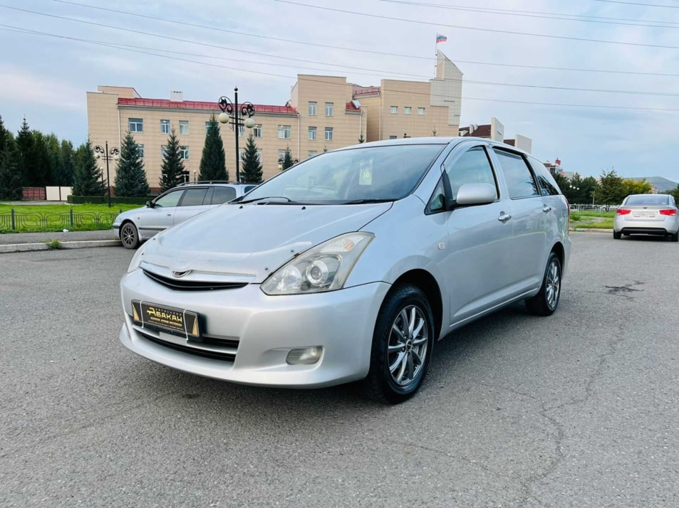 Автомобиль с пробегом Toyota Wish в городе Абакан ДЦ - Автосалон Абакан на Крылова