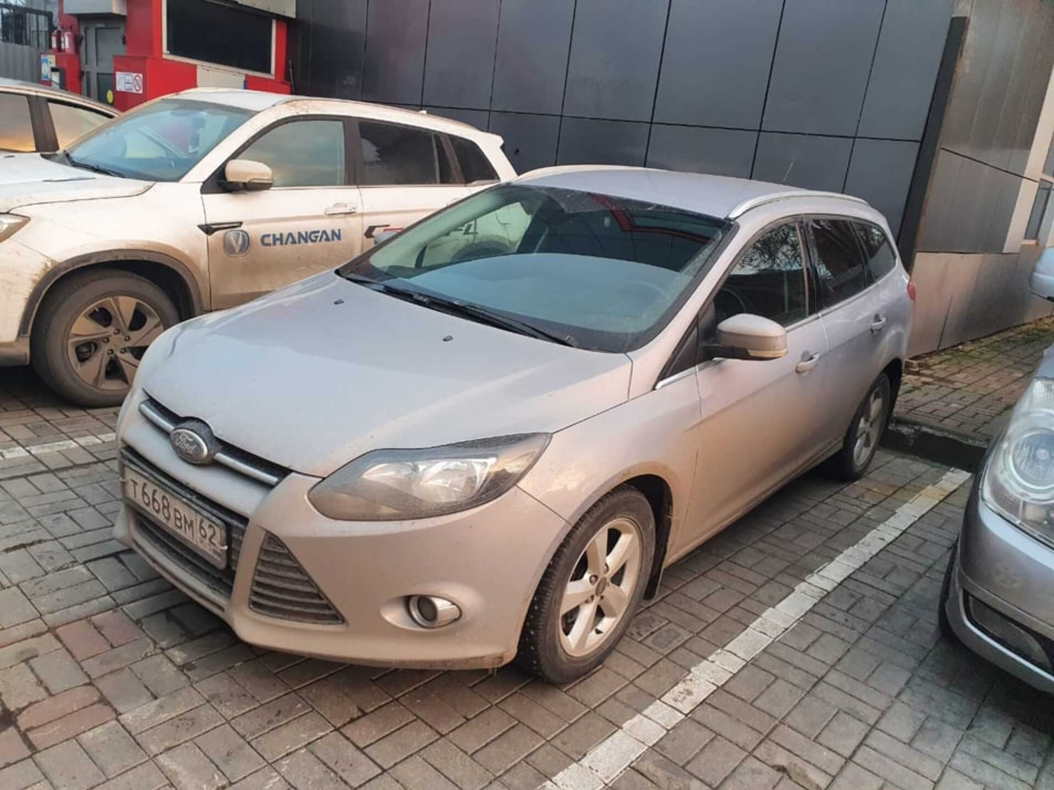 Автомобиль с пробегом FORD Focus в городе Москва ДЦ - Автосалон на Дмитровке