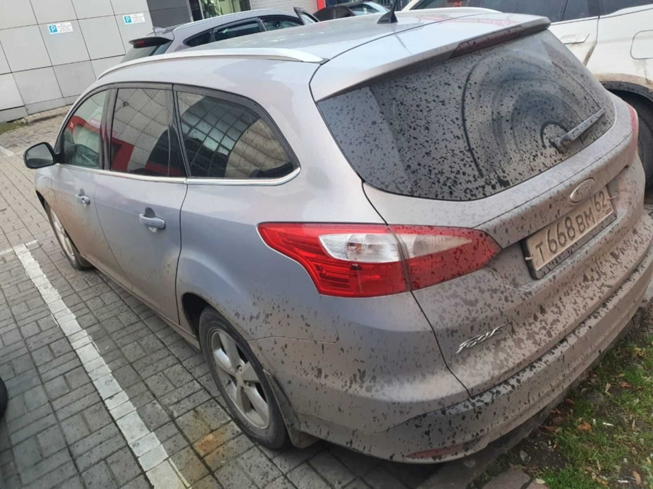 Автомобиль с пробегом FORD Focus в городе Москва ДЦ - Автосалон на Дмитровке