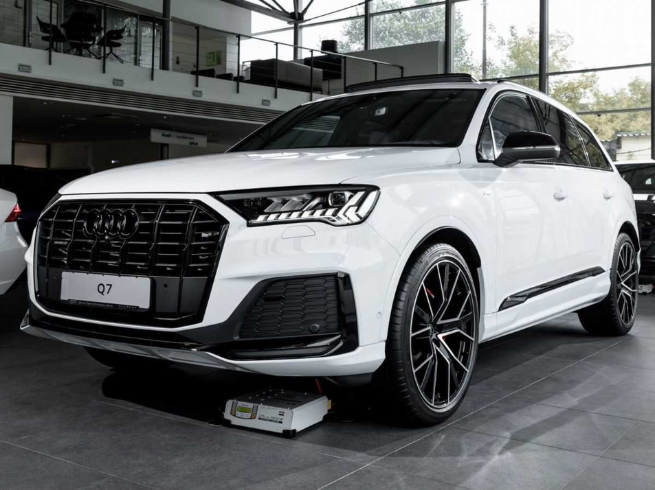 Автомобиль с пробегом Audi Q7 в городе Екатеринбург ДЦ - Европа Авто