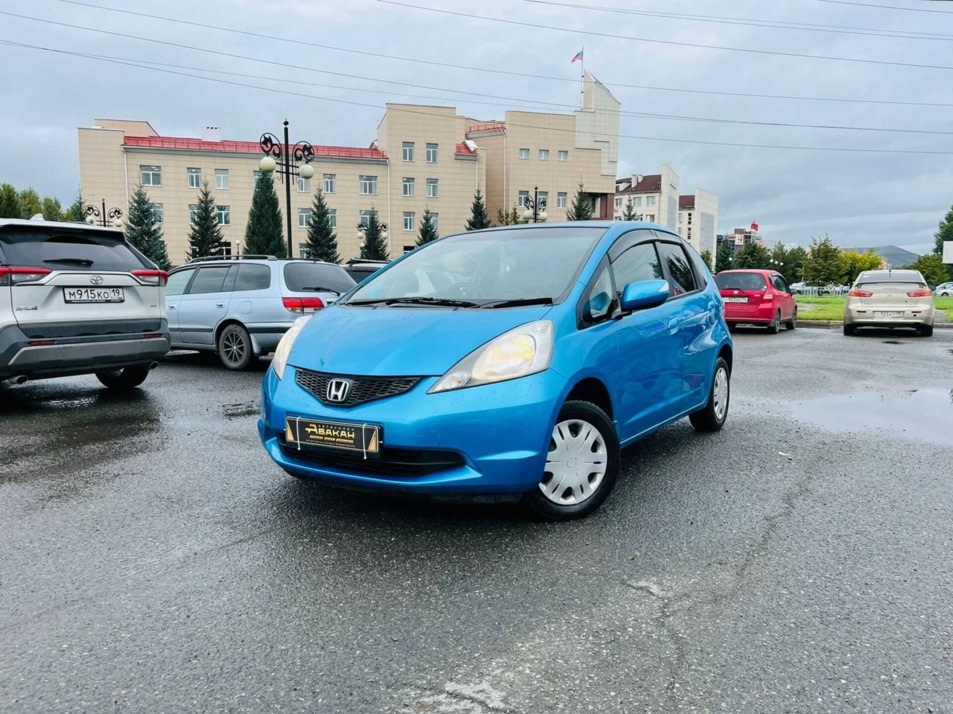 Автомобиль с пробегом Honda FIT в городе Абакан ДЦ - Автосалон Абакан на Крылова