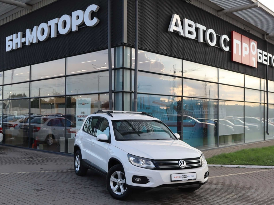 Автомобиль с пробегом Volkswagen Tiguan в городе Симферополь ДЦ - Симферополь