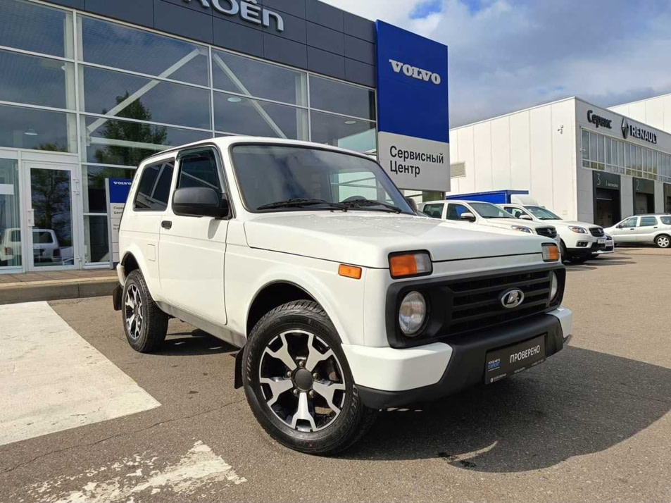 Автомобиль с пробегом LADA 2121 (4x4) в городе Тверь ДЦ - Норд-Авто Peugeot Citroen Тверь