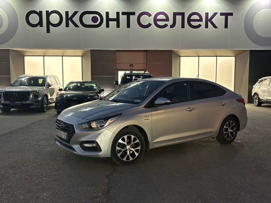 Автомобиль с пробегом Hyundai Solaris в городе Волгоград ДЦ - АРКОНТСЕЛЕКТ на Землячки