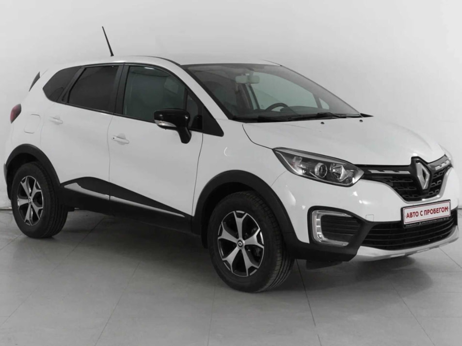 Автомобиль с пробегом Renault Kaptur в городе Москва ДЦ - Автосалон на Дмитровке