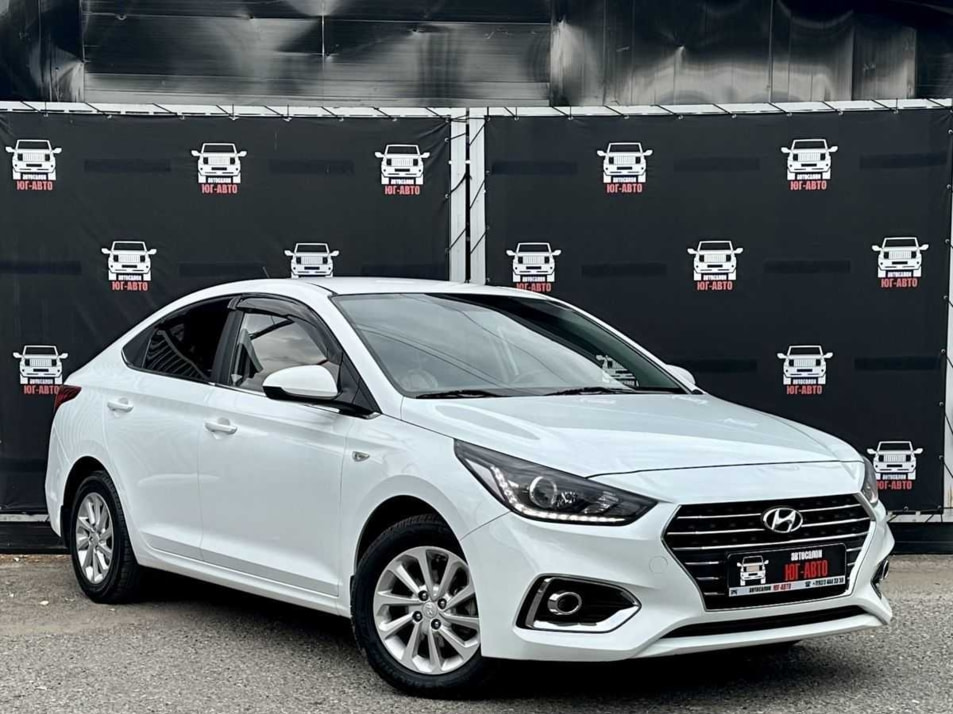 Автомобиль с пробегом Hyundai Solaris в городе Пятигорск ДЦ - Автосалон Юг Авто