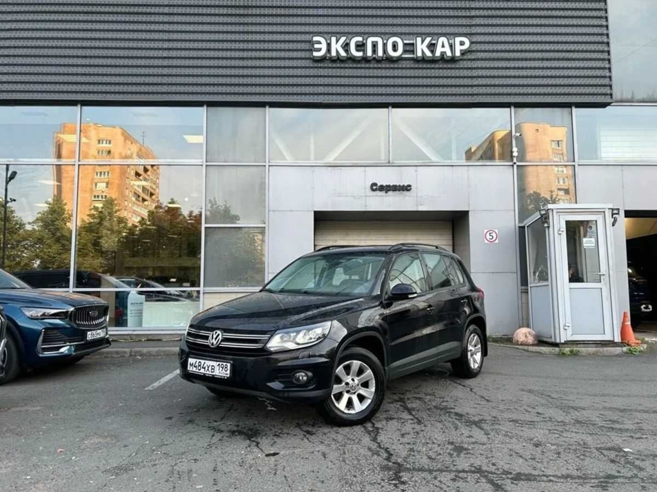 Автомобиль с пробегом Volkswagen Tiguan в городе Санкт-Петербург ДЦ - Экспо Кар