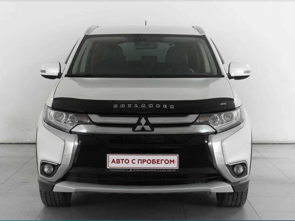 Автомобиль с пробегом Mitsubishi Outlander в городе Москва ДЦ - Автосалон на Дмитровке