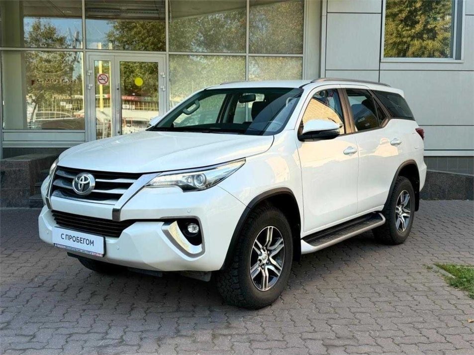 Автомобиль с пробегом Toyota Fortuner в городе Москва ДЦ - Тойота Центр Рублевский