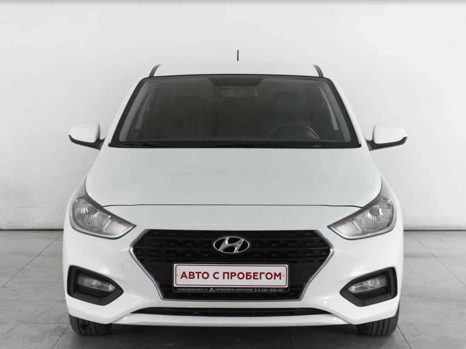 Автомобиль с пробегом Hyundai Solaris в городе Москва ДЦ - Автосалон на Дмитровке