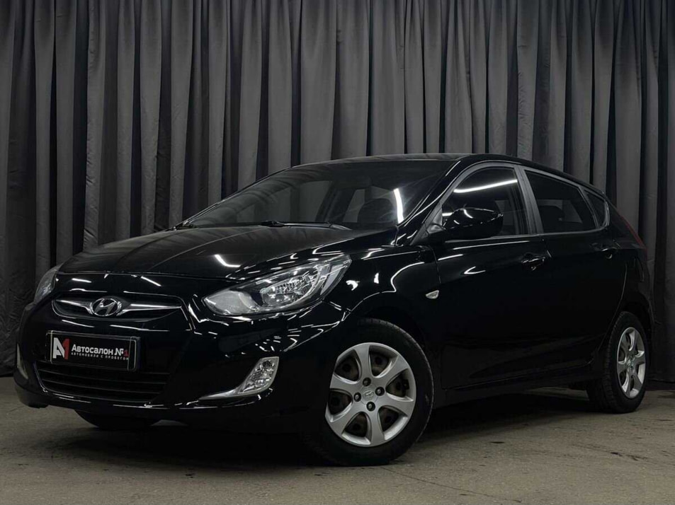 Автомобиль с пробегом Hyundai Solaris в городе Нижний Новгород ДЦ - Автосалон №1