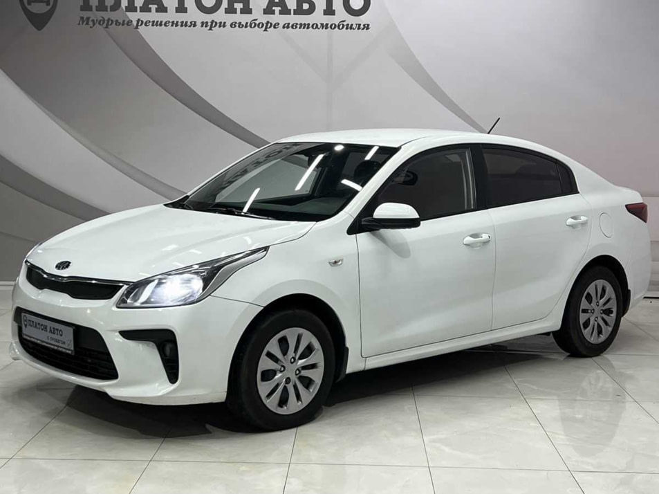 Автомобиль с пробегом Kia Rio в городе Воронеж ДЦ - Платон Авто