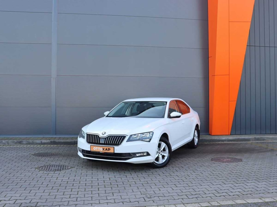 Автомобиль с пробегом ŠKODA Superb в городе Калининград ДЦ - ОТТОКАР