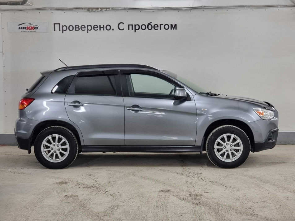 Автомобиль с пробегом Mitsubishi ASX в городе Тюмень ДЦ - Автосалон «Никко»