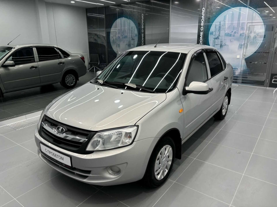 Автомобиль с пробегом LADA Granta 2014 в Смоленск