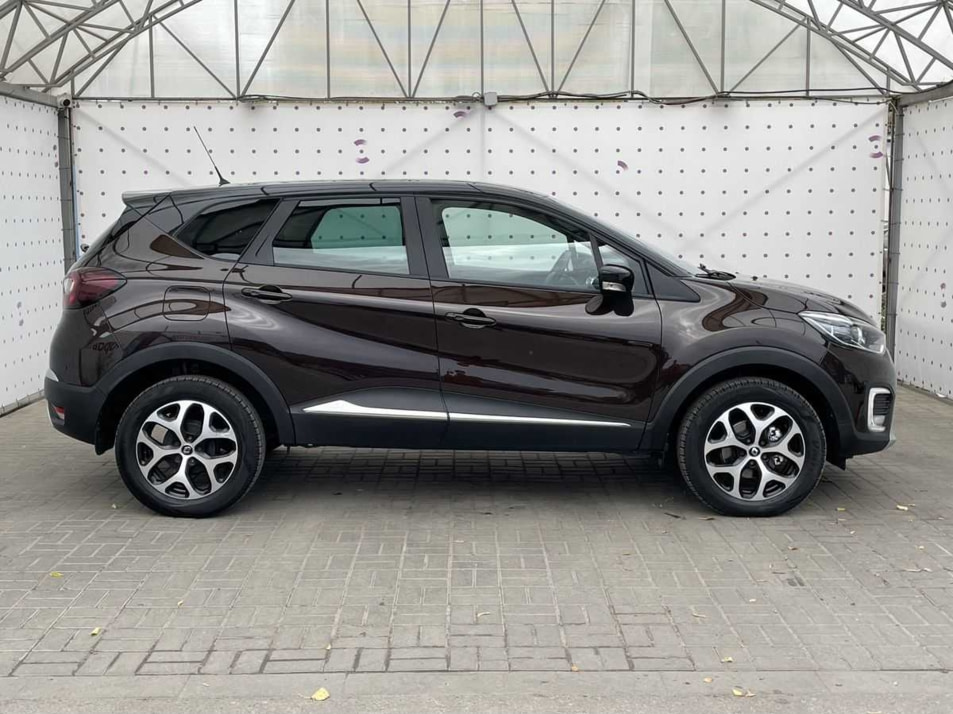 Автомобиль с пробегом Renault Kaptur в городе Тамбов ДЦ - Тамбов