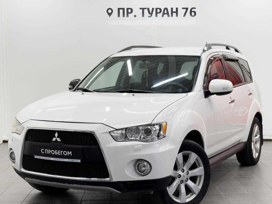 Автомобиль с пробегом Mitsubishi Outlander в городе Астана ДЦ - Тойота Сити Астана