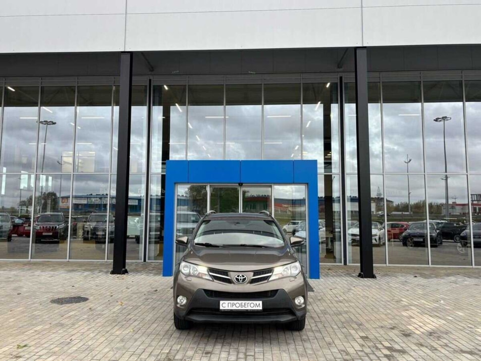 Автомобиль с пробегом Toyota RAV4 в городе Калининград ДЦ - Латерра Авто