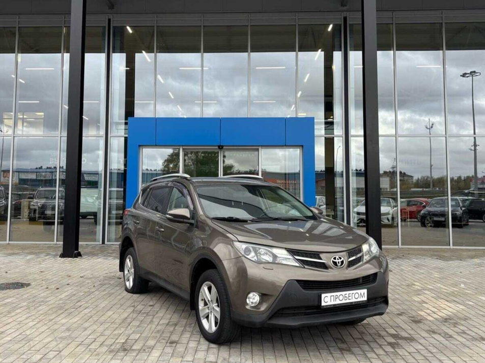 Автомобиль с пробегом Toyota RAV4 в городе Калининград ДЦ - Латерра Авто