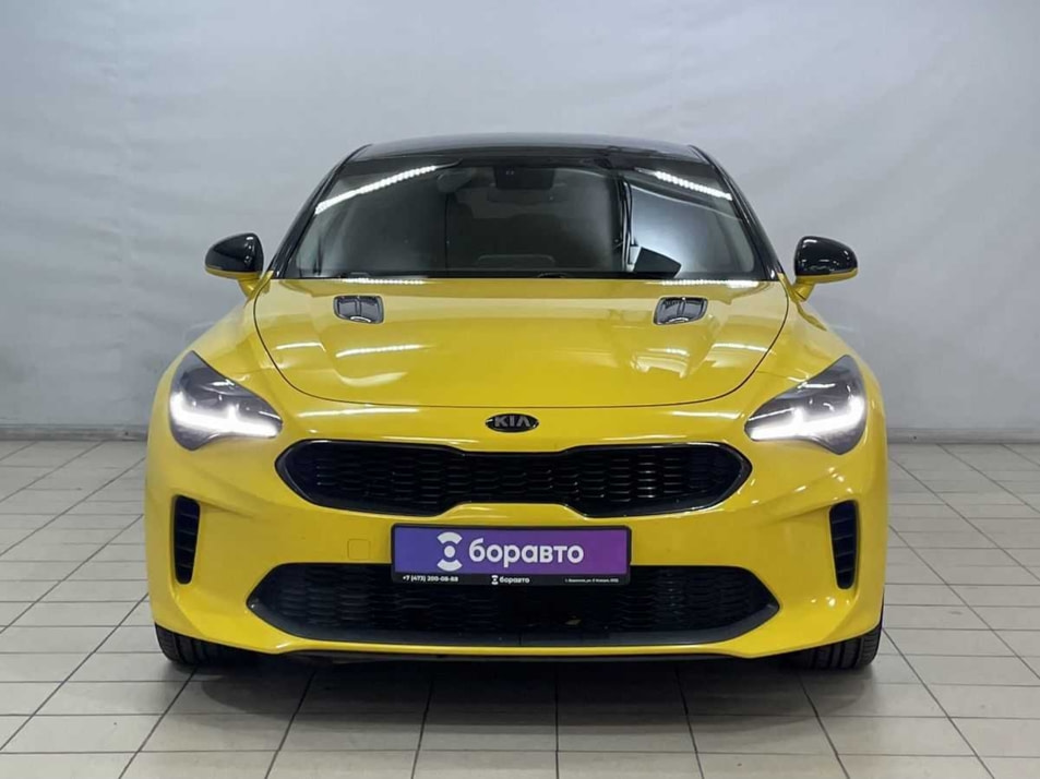 Автомобиль с пробегом Kia Stinger в городе Воронеж ДЦ - Воронеж, 9 января