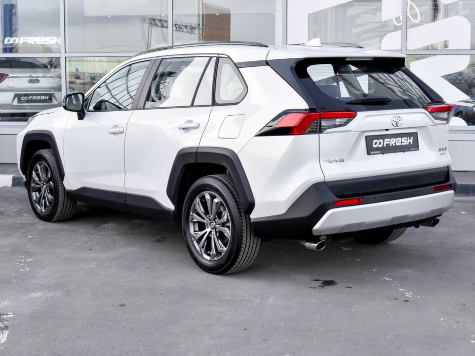 Автомобиль с пробегом Toyota RAV4 в городе Тверь ДЦ - AUTO-PAPATIME