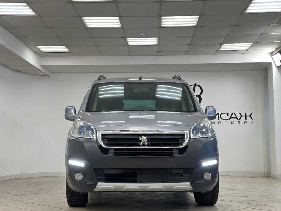 Автомобиль с пробегом Peugeot Partner в городе Санкт-Петербург ДЦ - Автовернисаж