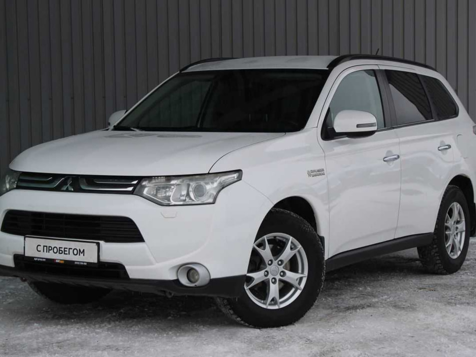 Автомобиль с пробегом Mitsubishi Outlander в городе Киров ДЦ - Тойота Центр Киров