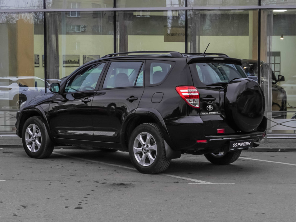 Автомобиль с пробегом Toyota RAV4 в городе Тверь ДЦ - AUTO-PAPATIME