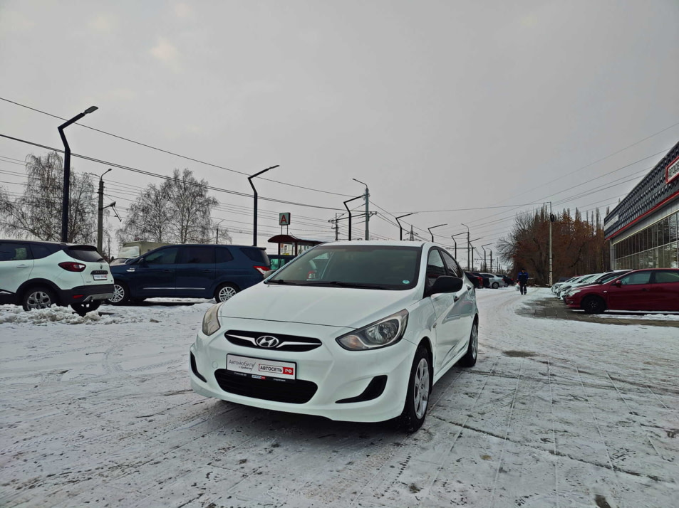 Автомобиль с пробегом Hyundai Solaris в городе Стерлитамак ДЦ - Автосеть.РФ Стерлитамак (ГК "Таско-Моторс")