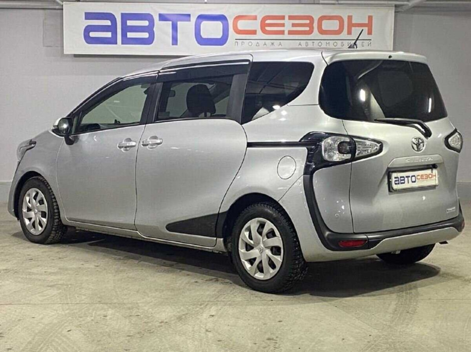 Автомобиль с пробегом Toyota Sienta в городе Уфа ДЦ - Автосезон