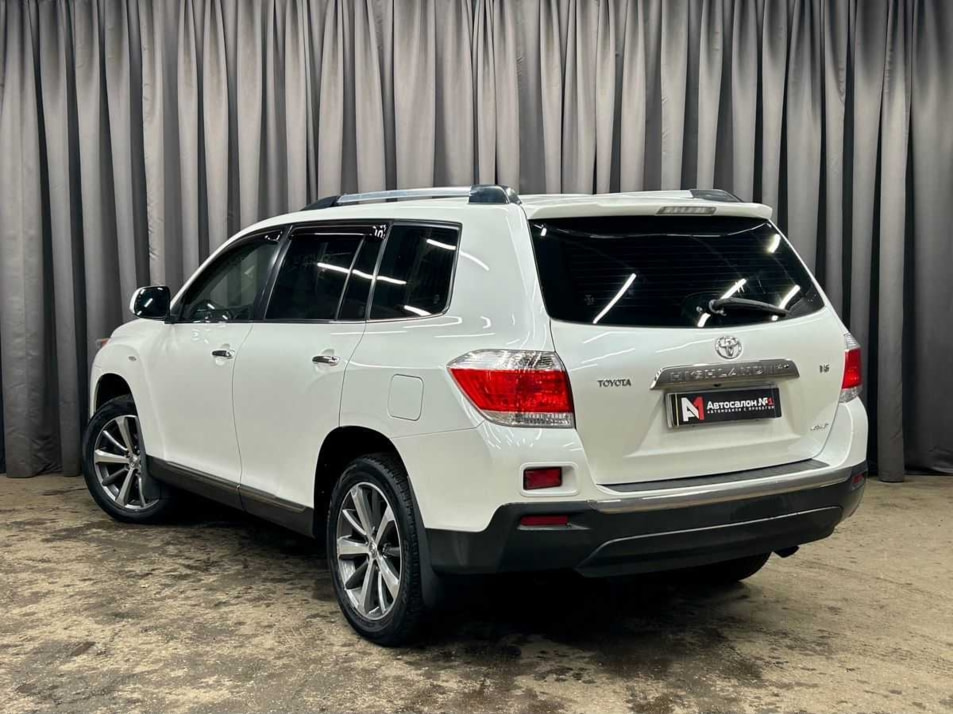 Автомобиль с пробегом Toyota Highlander в городе Нижний Новгород ДЦ - Автосалон №1